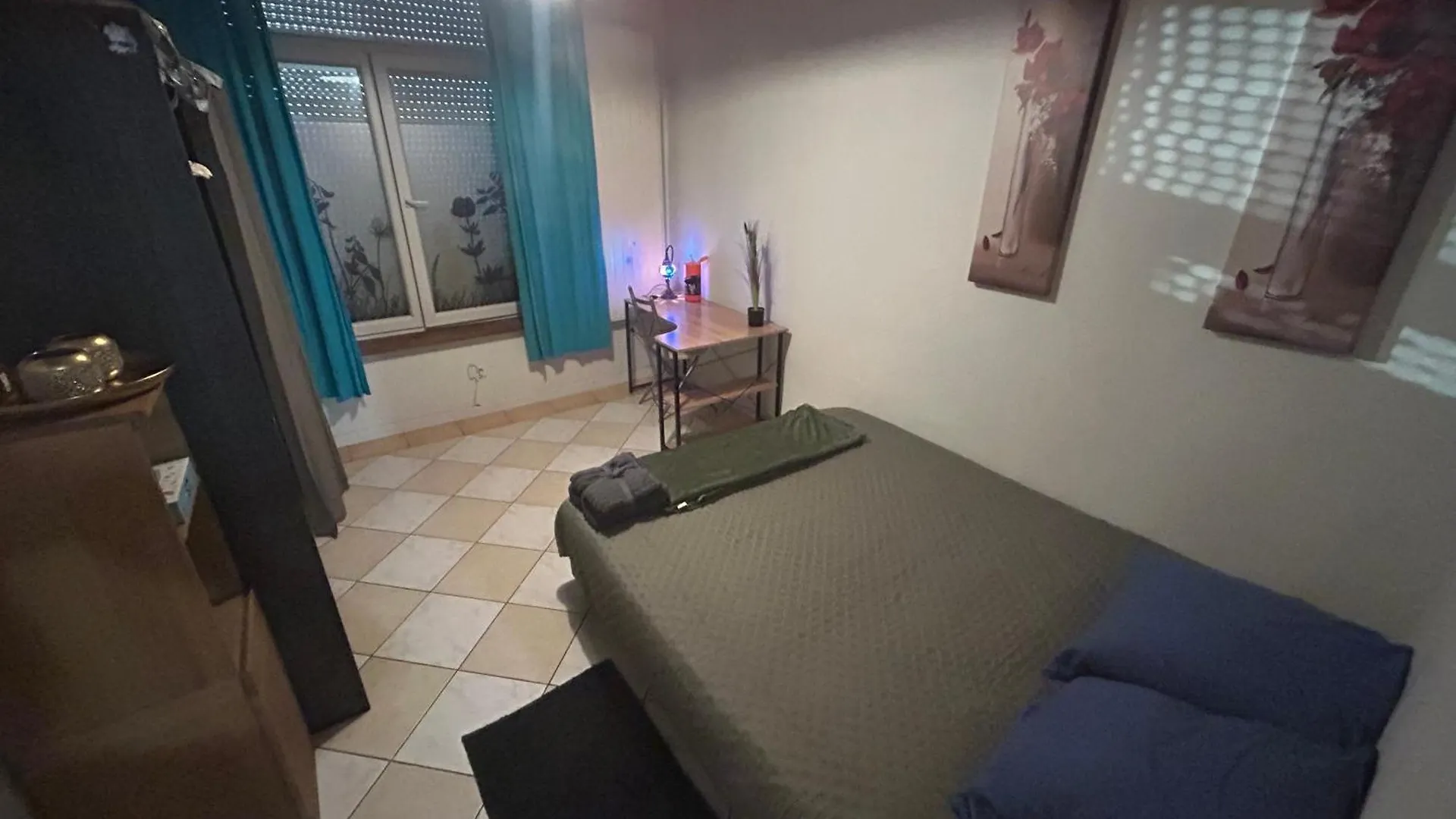 Séjour chez l'habitant Chambre Bleu Pour 1 Seul Personne Lille